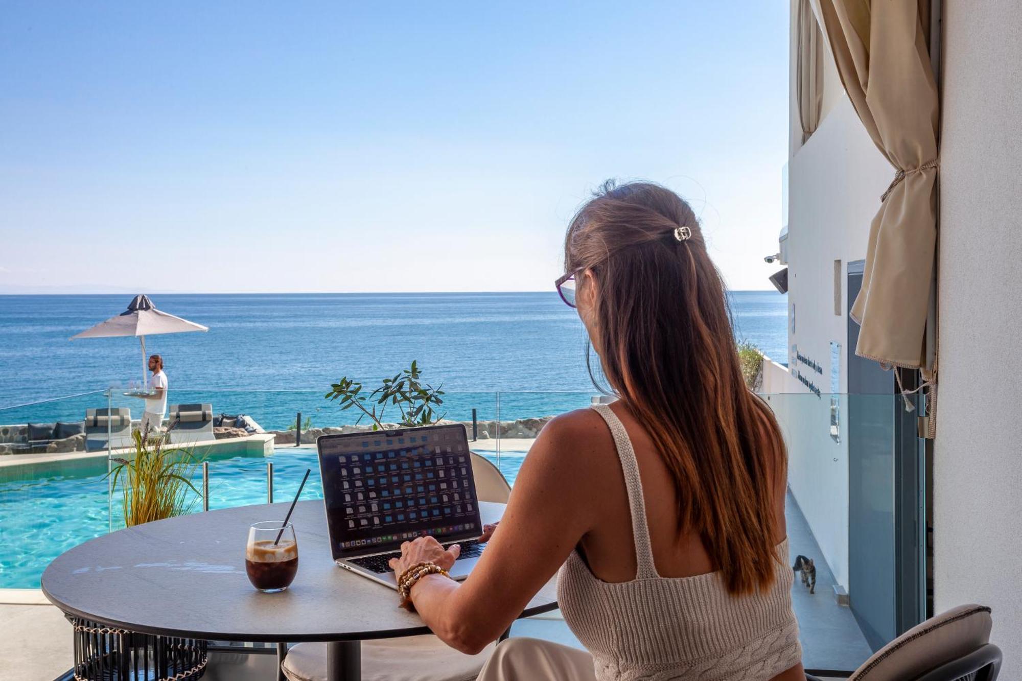 Akrotiri Olympus Luxury Suites - Adults Only Plaka Litochorou Luaran gambar